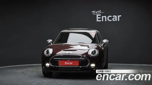 2018 Mini Cooper S Clubman Standard Sold VIN WMWLN9101J2H40275 – exterior detail 2018 Mini Cooper S Clubman Standard Sold VIN WMWLN9101J2H40275 – exterior detail