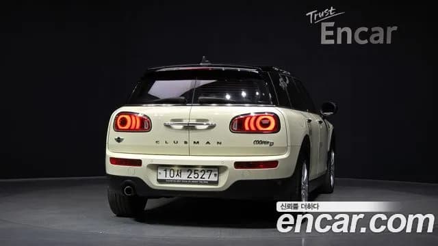 2018 Mini Cooper D Clubman High Sold VIN WMWLR9108J2E71051 – trunk area 2018 Mini Cooper D Clubman High Sold VIN WMWLR9108J2E71051 – trunk area