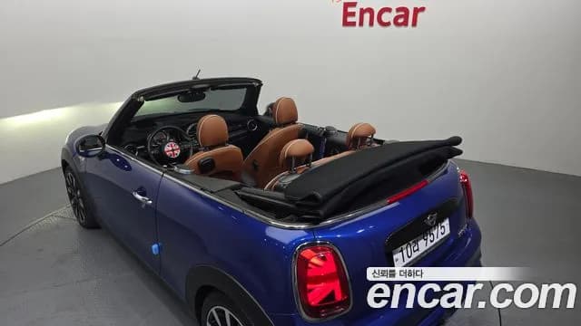2019 Mini Cooper S Convertible Standard Sold VIN WMWWG9104K3A89601 – side profile 2019 Mini Cooper S Convertible Standard Sold VIN WMWWG9104K3A89601 – side profile