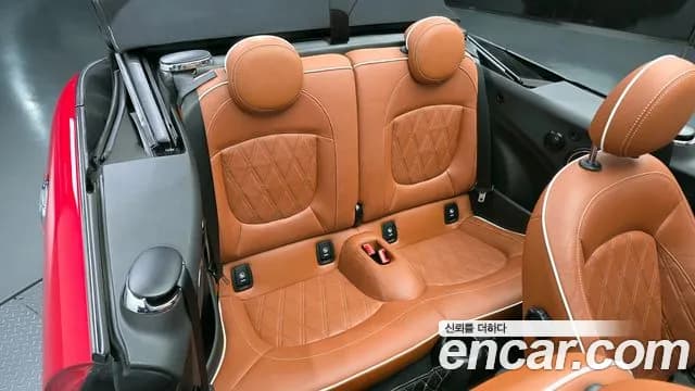 2020 Mini Cooper S Convertible Standard Sold VIN WMWWP1101L3L11169 – interior seats 2020 Mini Cooper S Convertible Standard Sold VIN WMWWP1101L3L11169 – interior seats