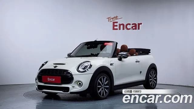 2021 Mini Cooper S Convertible Standard Sold VIN WMWWP1105M3M74554 – interior seats 2021 Mini Cooper S Convertible Standard Sold VIN WMWWP1105M3M74554 – interior seats