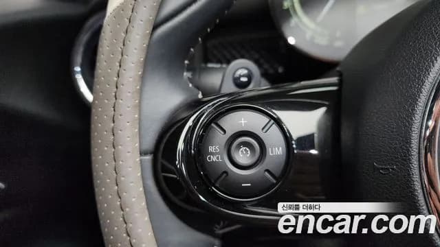 2021 Mini Cooper S Convertible Standard Sold VIN WMWWP1105M3M74554 – photo 28 2021 Mini Cooper S Convertible Standard Sold VIN WMWWP1105M3M74554 – photo 28