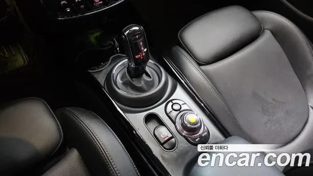 2020 Mini Cooper Clubman High Sold VIN WMWXJ3105L2N21278 – interior seats 2020 Mini Cooper Clubman High Sold VIN WMWXJ3105L2N21278 – interior seats