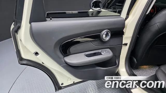 2021 Mini Cooper Clubman High Sold VIN WMWXJ3105M2N30001 – photo 14 2021 Mini Cooper Clubman High Sold VIN WMWXJ3105M2N30001 – photo 14