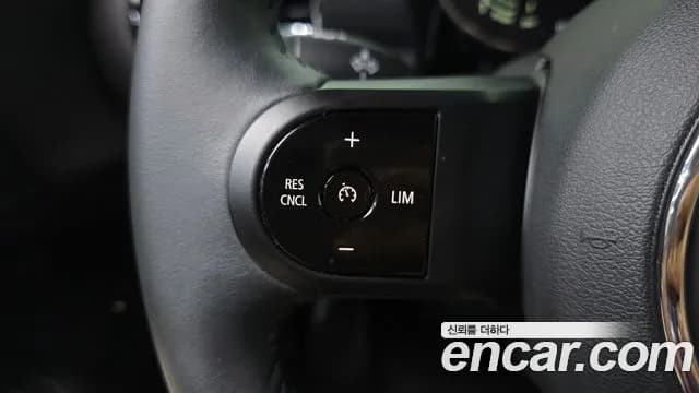 2023 Mini Cooper Clubman Classic Sold VIN WMWXJ3106P2U12981 – rear exterior 2023 Mini Cooper Clubman Classic Sold VIN WMWXJ3106P2U12981 – rear exterior