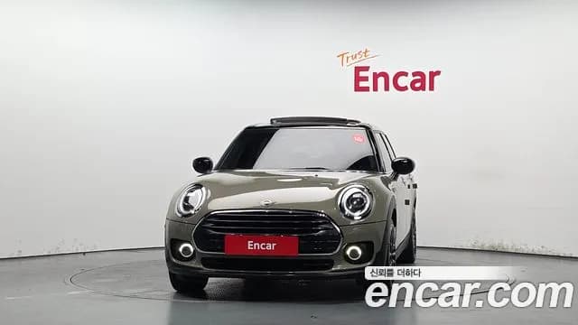 2020 Mini Cooper Clubman High Sold VIN WMWXJ3108L2N23509 – exterior detail 2020 Mini Cooper Clubman High Sold VIN WMWXJ3108L2N23509 – exterior detail