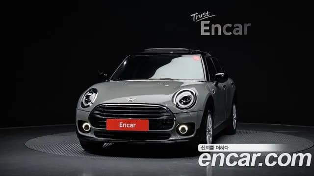 2021 Mini Cooper Clubman Standard Sold VIN WMWXJ3108M2P06782 – interior seats 2021 Mini Cooper Clubman Standard Sold VIN WMWXJ3108M2P06782 – interior seats