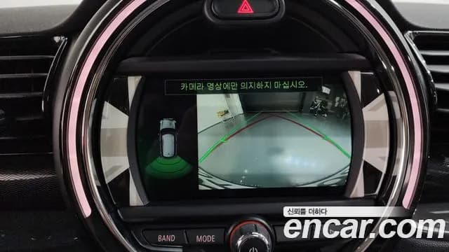 2019 Mini Cooper D Clubman Standard Sold VIN WMWXK5100KTN60698 – interior seats 2019 Mini Cooper D Clubman Standard Sold VIN WMWXK5100KTN60698 – interior seats