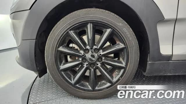 2019 Mini Cooper D Clubman Standard Sold VIN WMWXK5100KTN60698 – undercarriage 2019 Mini Cooper D Clubman Standard Sold VIN WMWXK5100KTN60698 – undercarriage