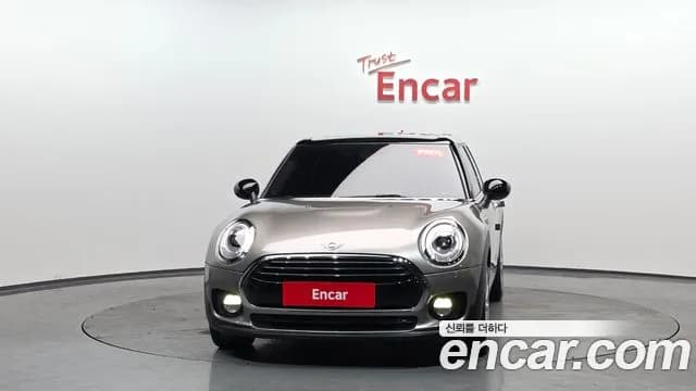 2019 Mini Cooper D Clubman Standard Sold VIN WMWXK5103KTN60601 – rear exterior 2019 Mini Cooper D Clubman Standard Sold VIN WMWXK5103KTN60601 – rear exterior