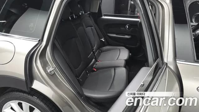 2019 Mini Cooper D Clubman Standard Sold VIN WMWXK5103KTN60601 – engine bay 2019 Mini Cooper D Clubman Standard Sold VIN WMWXK5103KTN60601 – engine bay