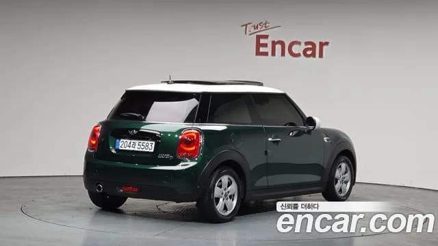 2017 Mini Cooper D Mid Sold VIN WMWXN3102H3C12425 – photo 12 2017 Mini Cooper D Mid Sold VIN WMWXN3102H3C12425 – photo 12