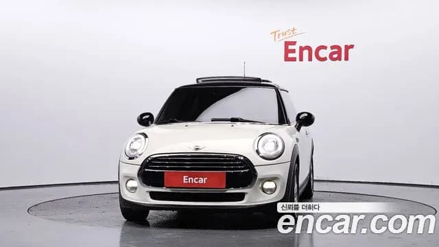 2018 Mini Cooper D Standard Sold VIN WMWXN3102J2E01359 – rear exterior 2018 Mini Cooper D Standard Sold VIN WMWXN3102J2E01359 – rear exterior