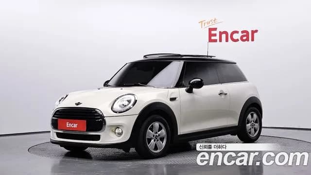 2018 Mini Cooper D Standard Sold VIN WMWXN3102J2E01359 – interior seats 2018 Mini Cooper D Standard Sold VIN WMWXN3102J2E01359 – interior seats