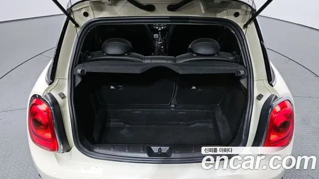 2018 Mini Cooper D Standard Sold VIN WMWXN3102J2E01359 – undercarriage 2018 Mini Cooper D Standard Sold VIN WMWXN3102J2E01359 – undercarriage