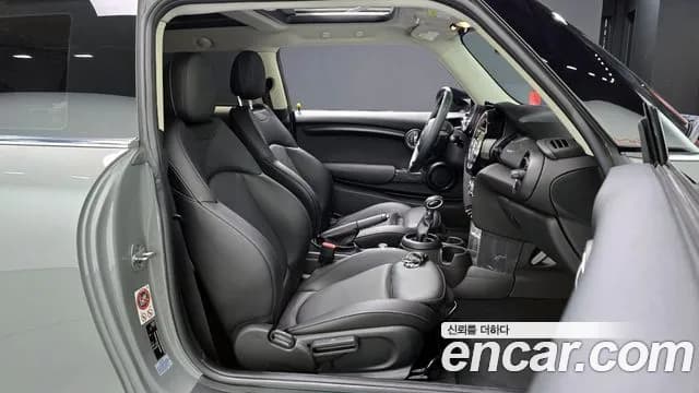 2018 Mini Cooper D Standard Sold VIN WMWXN3107J2E02068 – photo 14 2018 Mini Cooper D Standard Sold VIN WMWXN3107J2E02068 – photo 14