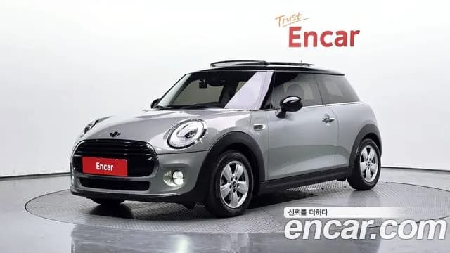 2018 Mini Cooper D Standard Sold VIN WMWXN3107J2E02068 – photo 16 2018 Mini Cooper D Standard Sold VIN WMWXN3107J2E02068 – photo 16