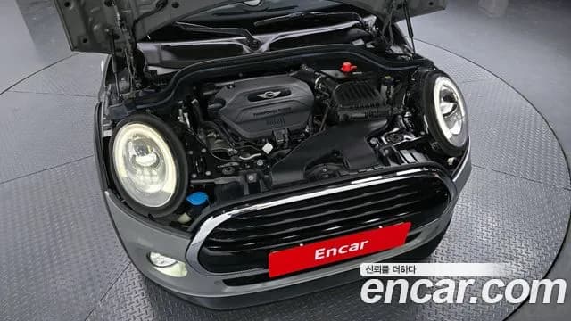 2018 Mini Cooper D Standard Sold VIN WMWXN3107J2E02068 – photo 17 2018 Mini Cooper D Standard Sold VIN WMWXN3107J2E02068 – photo 17