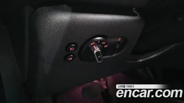 2019 Mini Cooper 60th Edition Sold VIN WMWXP5100K2H93264 – photo 33 2019 Mini Cooper 60th Edition Sold VIN WMWXP5100K2H93264 – photo 33