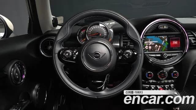 2019 Mini Cooper 60th Edition Sold VIN WMWXP5100K2H93264 – photo 40 2019 Mini Cooper 60th Edition Sold VIN WMWXP5100K2H93264 – photo 40