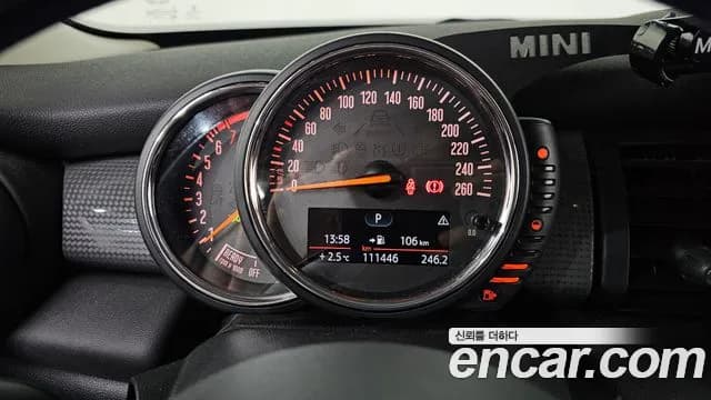 2017 Mini Cooper Standard Sold VIN WMWXP5102H2E38492 – dashboard 2017 Mini Cooper Standard Sold VIN WMWXP5102H2E38492 – dashboard