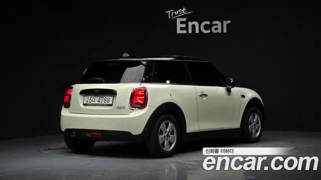 2019 Mini Cooper Standard Sold VIN WMWXP5105K2H92403 – dashboard 2019 Mini Cooper Standard Sold VIN WMWXP5105K2H92403 – dashboard