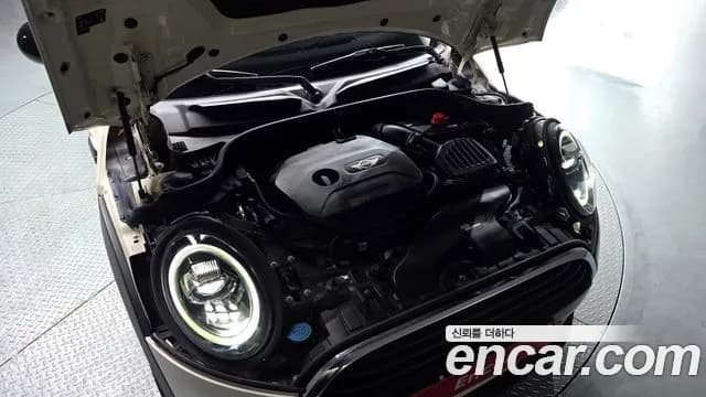 2019 Mini Cooper Standard Sold VIN WMWXP5105K2H92403 – trunk area 2019 Mini Cooper Standard Sold VIN WMWXP5105K2H92403 – trunk area