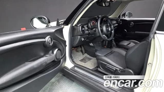 2019 Mini Cooper Standard Sold VIN WMWXP5105K2H92403 – photo 12 2019 Mini Cooper Standard Sold VIN WMWXP5105K2H92403 – photo 12