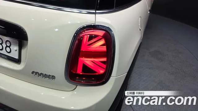 2019 Mini Cooper Standard Sold VIN WMWXP5105K2H92403 – photo 15 2019 Mini Cooper Standard Sold VIN WMWXP5105K2H92403 – photo 15