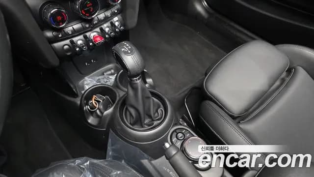 2019 Mini Cooper HIGH Sold VIN WMWXP5106K2L33460 – trunk area 2019 Mini Cooper HIGH Sold VIN WMWXP5106K2L33460 – trunk area