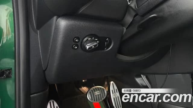2020 Mini Cooper Standard Sold VIN WMWXR7104L2N22194 – side profile 2020 Mini Cooper Standard Sold VIN WMWXR7104L2N22194 – side profile