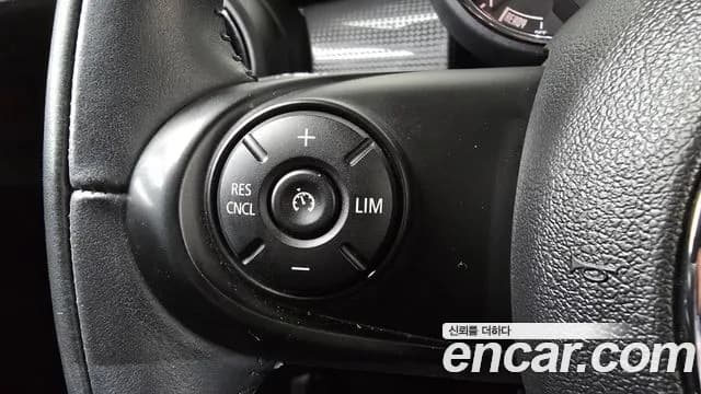 2020 Mini Cooper Standard Sold VIN WMWXR7105L2N15402 – engine bay 2020 Mini Cooper Standard Sold VIN WMWXR7105L2N15402 – engine bay