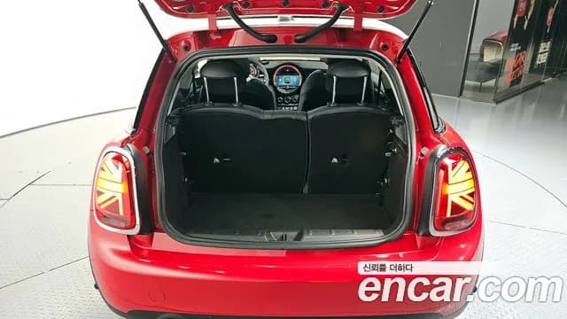 2020 Mini Cooper HIGH Sold VIN WMWXR7106L2L92774 – interior seats 2020 Mini Cooper HIGH Sold VIN WMWXR7106L2L92774 – interior seats