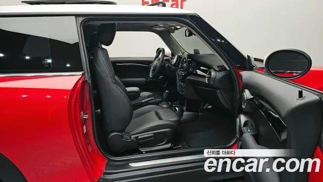 2020 Mini Cooper HIGH Sold VIN WMWXR7106L2L92774 – trunk area 2020 Mini Cooper HIGH Sold VIN WMWXR7106L2L92774 – trunk area