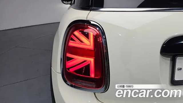2020 Mini Cooper Standard Sold VIN WMWXR7108L2M45300 – photo 14 2020 Mini Cooper Standard Sold VIN WMWXR7108L2M45300 – photo 14