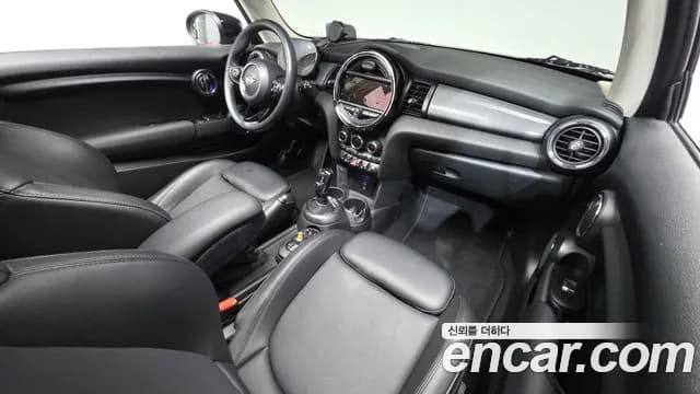 2021 Mini Cooper HIGH Sold VIN WMWXR7108M2N97501 – rear exterior 2021 Mini Cooper HIGH Sold VIN WMWXR7108M2N97501 – rear exterior