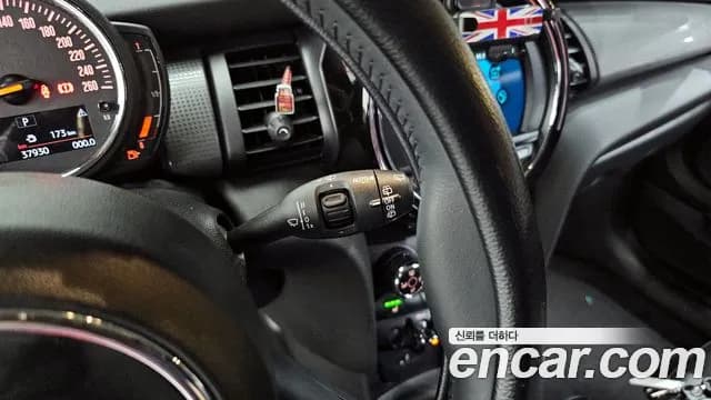 2020 Mini Cooper Standard Sold VIN WMWXR7109L2M82291 – odometer reading 2020 Mini Cooper Standard Sold VIN WMWXR7109L2M82291 – odometer reading
