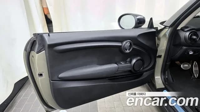 2020 Mini Cooper Standard Sold VIN WMWXR710XL2N14486 – photo 22 2020 Mini Cooper Standard Sold VIN WMWXR710XL2N14486 – photo 22