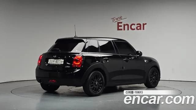 2018 Mini Cooper 5Door Standard Sold VIN WMWXU1100J2G06069 – odometer reading 2018 Mini Cooper 5Door Standard Sold VIN WMWXU1100J2G06069 – odometer reading