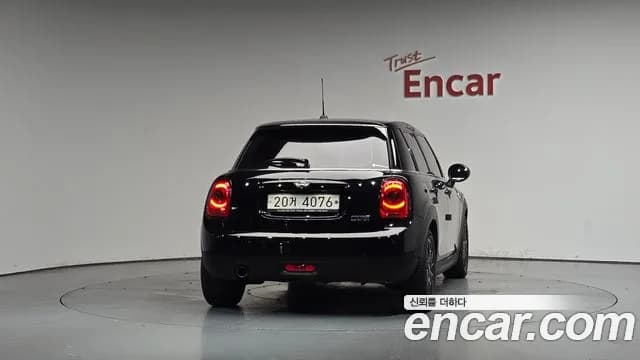 2018 Mini Cooper 5Door Standard Sold VIN WMWXU1100J2G06069 – photo 11 2018 Mini Cooper 5Door Standard Sold VIN WMWXU1100J2G06069 – photo 11