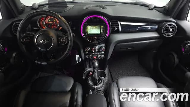 2018 Mini Cooper 5Door Standard Sold VIN WMWXU1100J2G06069 – photo 13 2018 Mini Cooper 5Door Standard Sold VIN WMWXU1100J2G06069 – photo 13