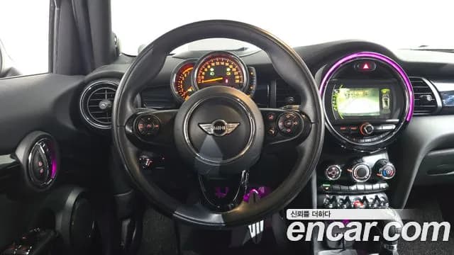 2018 Mini Cooper 5Door Standard Sold VIN WMWXU1100J2G06069 – photo 18 2018 Mini Cooper 5Door Standard Sold VIN WMWXU1100J2G06069 – photo 18