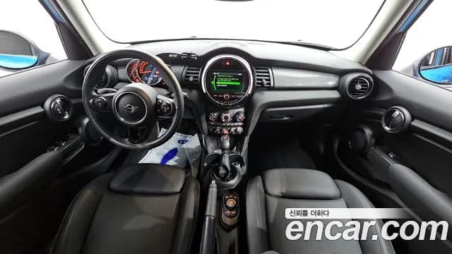2019 Mini Cooper 5Door Standard Sold VIN WMWXU1100K2L07504 – rear exterior 2019 Mini Cooper 5Door Standard Sold VIN WMWXU1100K2L07504 – rear exterior
