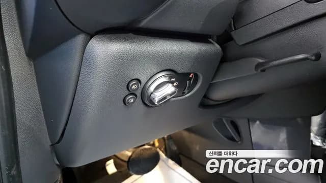 2019 Mini Cooper 5Door Standard Sold VIN WMWXU1100K2L07504 – photo 18 2019 Mini Cooper 5Door Standard Sold VIN WMWXU1100K2L07504 – photo 18