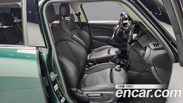 2019 Mini Cooper 5Door Standard Sold VIN WMWXU1101K2H33978 – photo 17 2019 Mini Cooper 5Door Standard Sold VIN WMWXU1101K2H33978 – photo 17