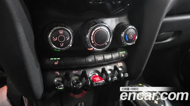 2018 Mini Cooper Standard Sold VIN WMWXU1102J2H33339 – photo 29 2018 Mini Cooper Standard Sold VIN WMWXU1102J2H33339 – photo 29