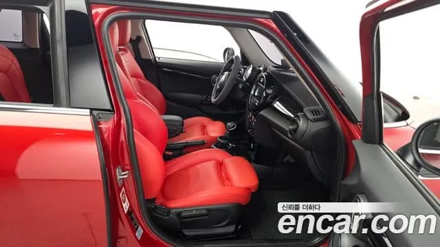 2018 Mini Cooper 5Door HIGH Sold VIN WMWXU1106J2G05895 – photo 19 2018 Mini Cooper 5Door HIGH Sold VIN WMWXU1106J2G05895 – photo 19