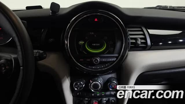 2018 Mini Cooper 5Door Standard Sold VIN WMWXU1107J2G06084 – odometer reading 2018 Mini Cooper 5Door Standard Sold VIN WMWXU1107J2G06084 – odometer reading