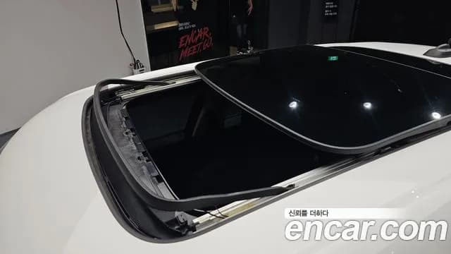 2018 Mini Cooper 5Door HIGH Sold VIN WMWXU1108J2G05977 – exterior detail 2018 Mini Cooper 5Door HIGH Sold VIN WMWXU1108J2G05977 – exterior detail