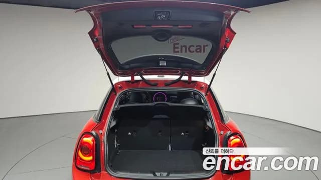 2018 Mini Cooper 5Door HIGH Sold VIN WMWXU1108J2G05977 – photo 25 2018 Mini Cooper 5Door HIGH Sold VIN WMWXU1108J2G05977 – photo 25
